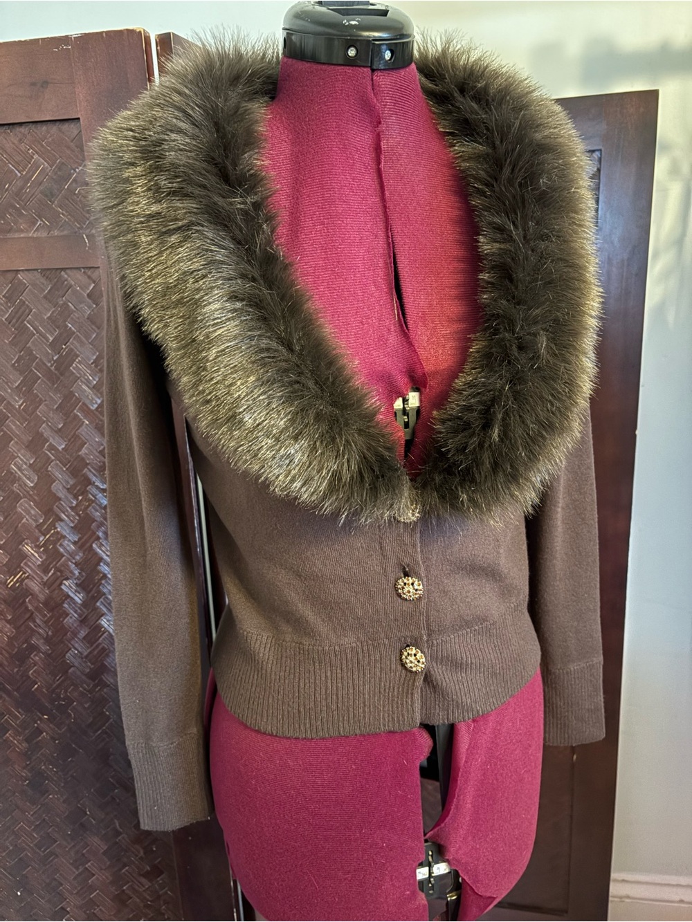 Bombshell Vintage style faux fur collar rhinestone button cardigan Ann Taylor